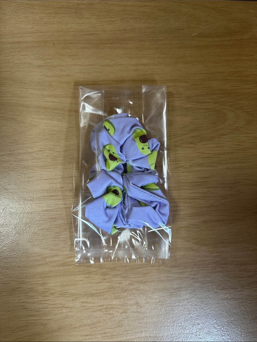 Avocado Pattern Hair Scrunchie - Picture 5 of 6